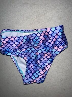 Kids Size 2T Shelloha  Girls Mermaid Scale Swim Bottoms -